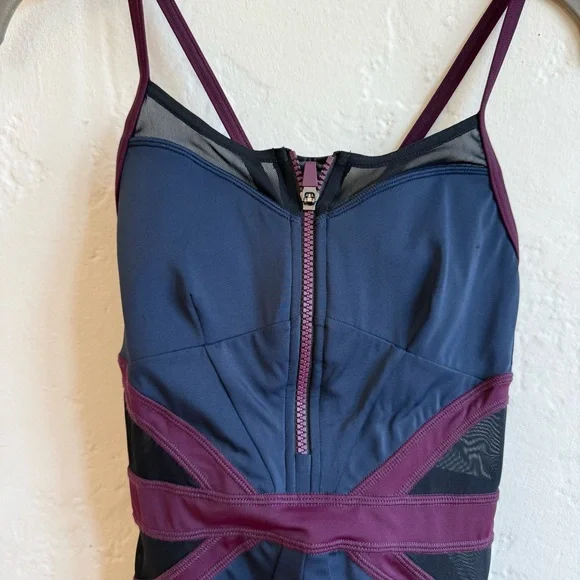 Sweaty Betty Zip Front One Piece Swimsuit - XS - Picture 2 of 8